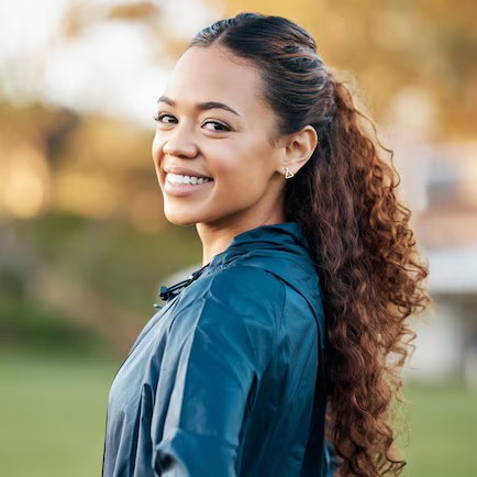 Headshot of Sarah Hawk